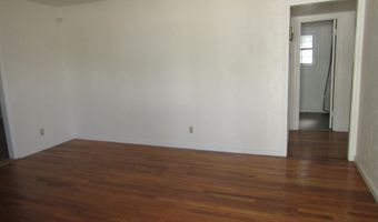 917 S 6th St, Artesia, NM 88210