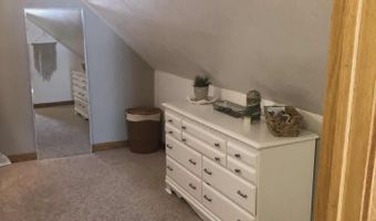 313 E 3rd St, Arthur, IA 51431