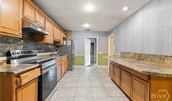 2206 N Fernwood Dr, Savannah, GA 31404