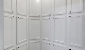 345 Lakeway Dr, Brandon, MS 39047