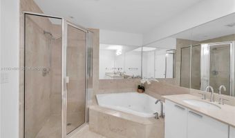 3131 NE 188th St 2-1005, Aventura, FL 33180