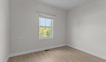 15 Morningside Dr, North Kingstown, RI 02852