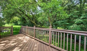 626 Samuel Dr, Madison, WI 53717