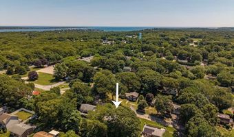 31 Edgewater Rd, Narragansett, RI 02882