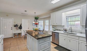 430 Bay Pointe Cir, Brandon, MS 39047