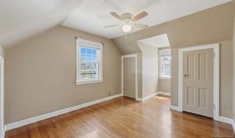 2 Lloyd Pl, Belleville, NJ 07109