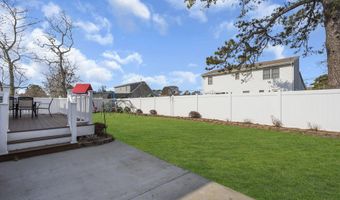 1400 Mizzen Ave, Beachwood, NJ 08722