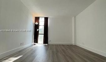 20500 W Country Club Dr 303, Aventura, FL 33180