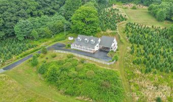 118 Paupers Ridge Ln, Banner Elk, NC 28604