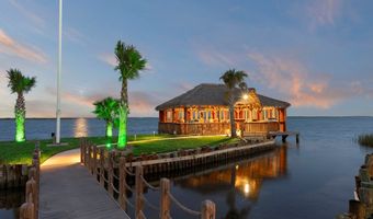 140 Bay Hbr, Aransas Pass, TX 78336