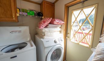 112 Evergreen Ln 112, Apple Creek, OH 44606