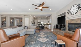 26112 Crescendo Dr, Escondido, CA 92026