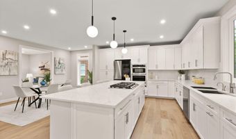 5709 5TH St S, Arlington, VA 22204