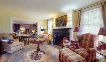 40 N Shore Rd, Absecon, NJ 08201