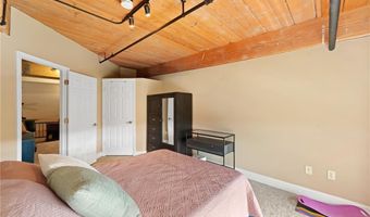 1 Tupperware Dr 326, North Smithfield, RI 02896