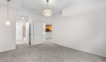 15612 EVERGLADE Ln 404, Bowie, MD 20716