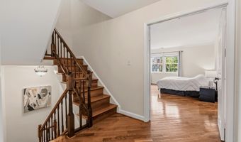 6313 MANCHESTER Way, Alexandria, VA 22304