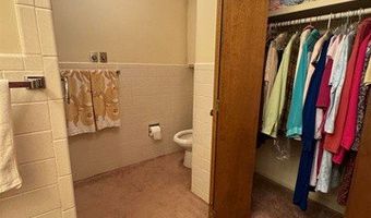 2400 W Loma Dr, Artesia, NM 88210