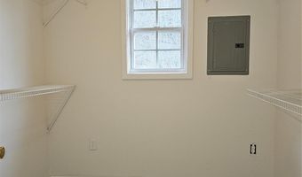 656 Water St, Bakersville, NC 28705