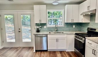 3288 Long Indian Creek Ct, Alpharetta, GA 30022