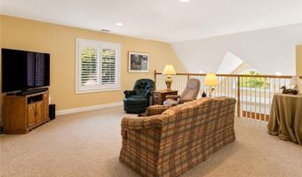 36 Overlook Dr 36, North Kingstown, RI 02852