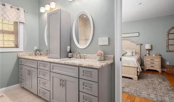 121 Stillwater Rd, Smithfield, RI 02917