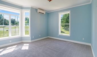 18266 S HOLLY Ln, Oregon City, OR 97045