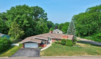 73 South St, Burlington, VT 05401