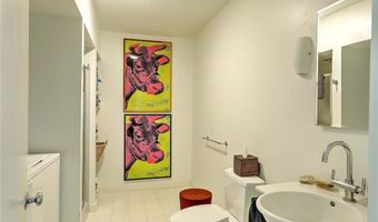 25 Fort Hill Rd, Bristol, RI 02809