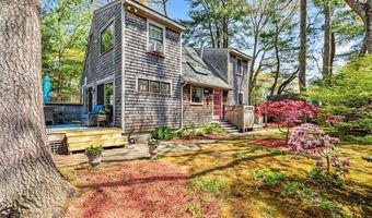 74 Acre Ave, Barrington, RI 02806