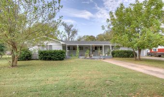 2205 Lincoln Ave, Baxter Springs, KS 66713
