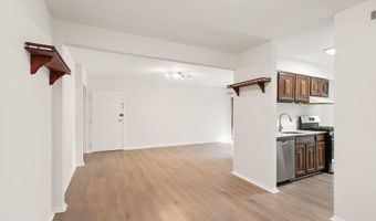 3378 WOODBURN Rd 11, Annandale, VA 22003