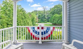 75 Wood St, Bristol, RI 02809