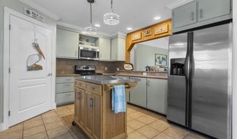 4229 21st Ave, Bay St. Louis, MS 39520