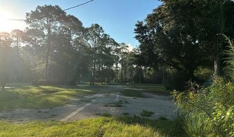 113 Mary Catherine Ln, Apalachicola, FL 32320