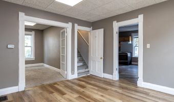 912 N RICHMOND St, Appleton, WI 54911