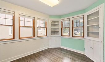 910 8th Ave SW, Austin, MN 55912