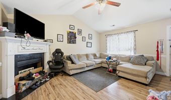 3726 Countryaire Dr, Ayden, NC 28513