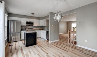 3 SANDVIEW Ct, Baltimore, MD 21209
