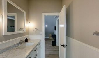 30 Prospect Hl 2, Newport, RI 02840