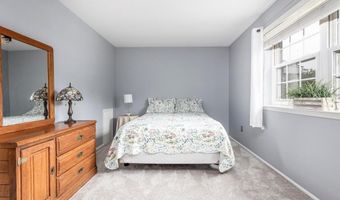 90 HAMPSTEAD Dr 90, Ambler, PA 19002
