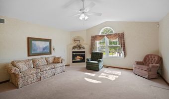 209 Greenbriar Ln, Dalton, OH 44618