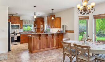 33 WAGON RUT Ln, Auburn, WY 83111
