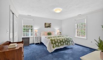 21 Greybirch Rd, Andover, MA 01810