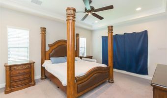 6331 VOYAGERS Pl, Apollo Beach, FL 33572