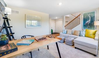 2262 Stonegate Rd, Algonquin, IL 60102
