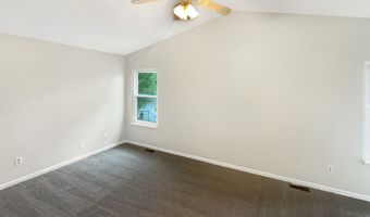 6766 Wimbledon Dr, Zionsville, IN 46077