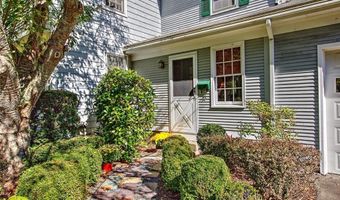 20 Wildflower Rd, Barrington, RI 02806