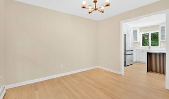 39 Briarwood Dr, Colchester, CT 06415