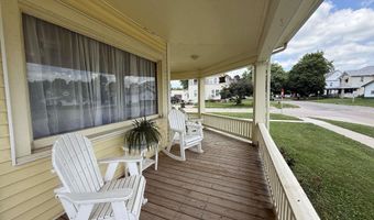 503 S Clinton St, Albia, IA 52531